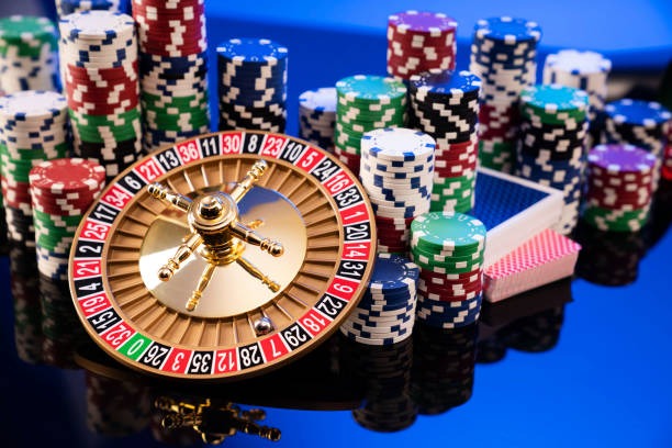 jempol hoki mobile app interface showing slot games and live-dealer options